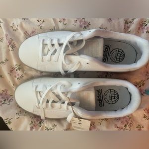 New women’s Adidas original sneakers white on white